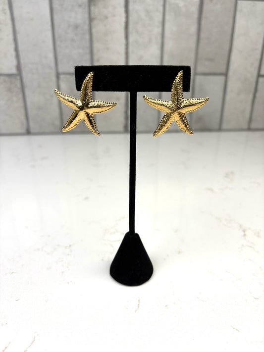 Chan Sutt Pearl Starfish Earrings