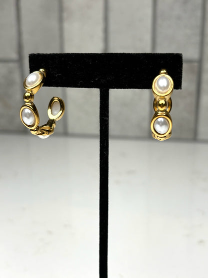 Chan Sutt Pearl Harlee Earrings