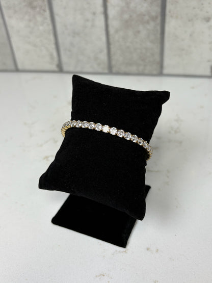 Chan Sutt Pearls gold tennis bracelet with round crystal stones close-up – stretch bracelet for women elegant jewelry