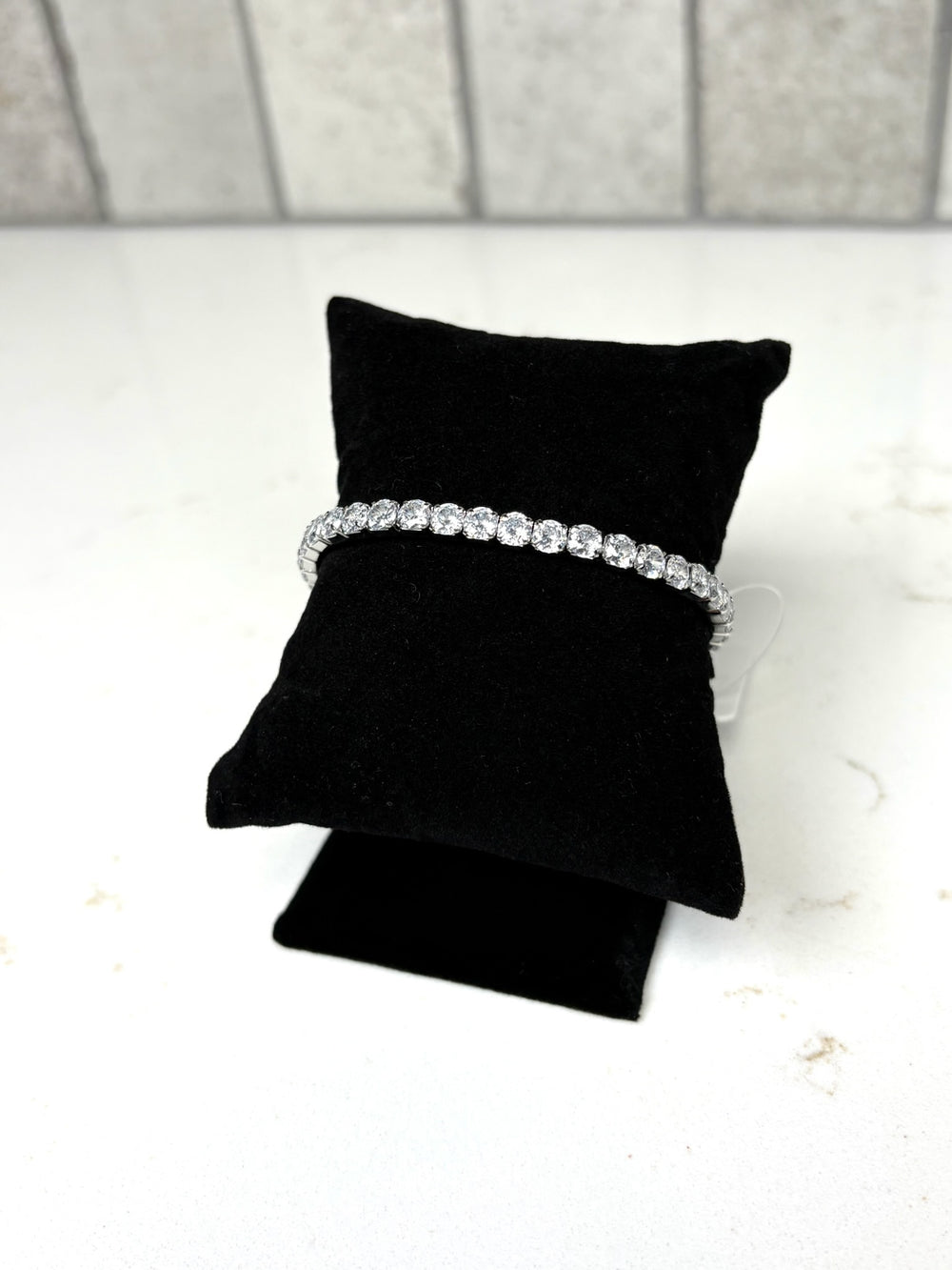 Chan Sutt Pearl Stretchy Tennis Bracelet - Sliver