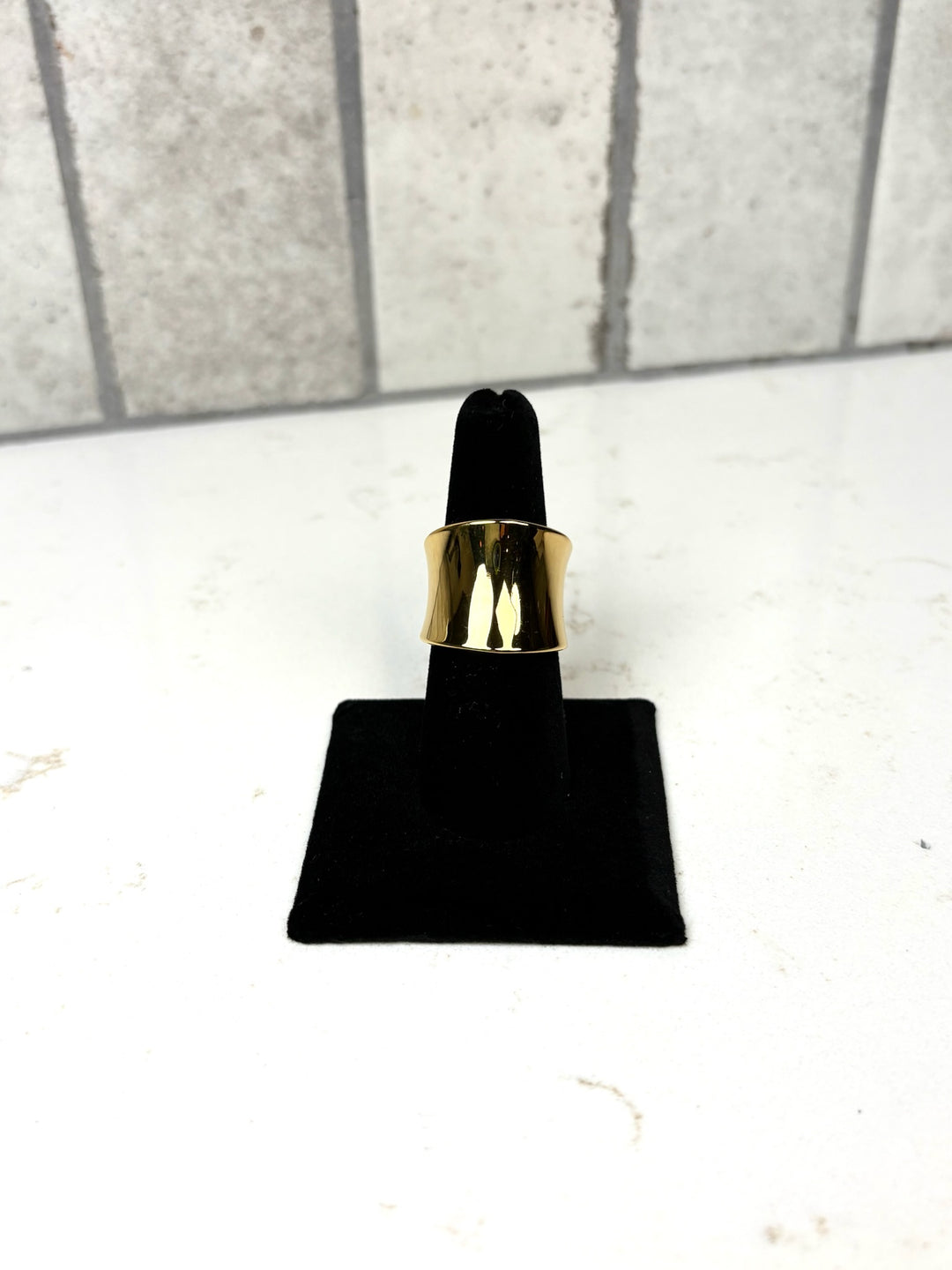 Chan Sutt Pearl Blake Ring