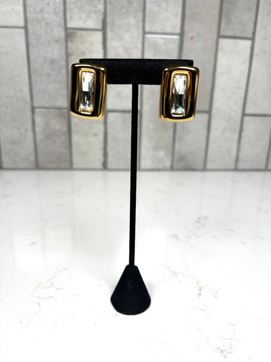 Chan Sutt Pearl Brooke Earrings - White