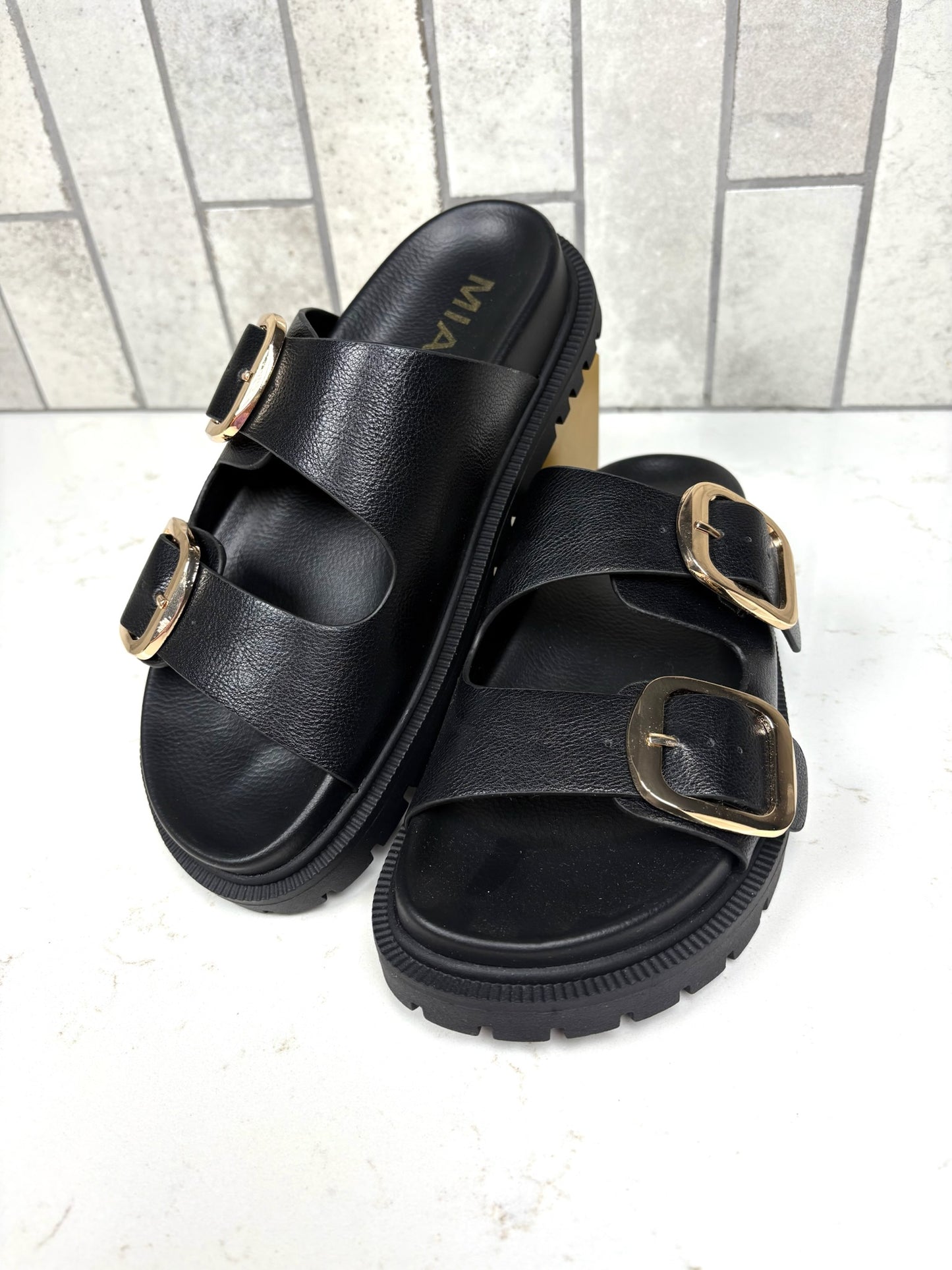 Gen Sandal