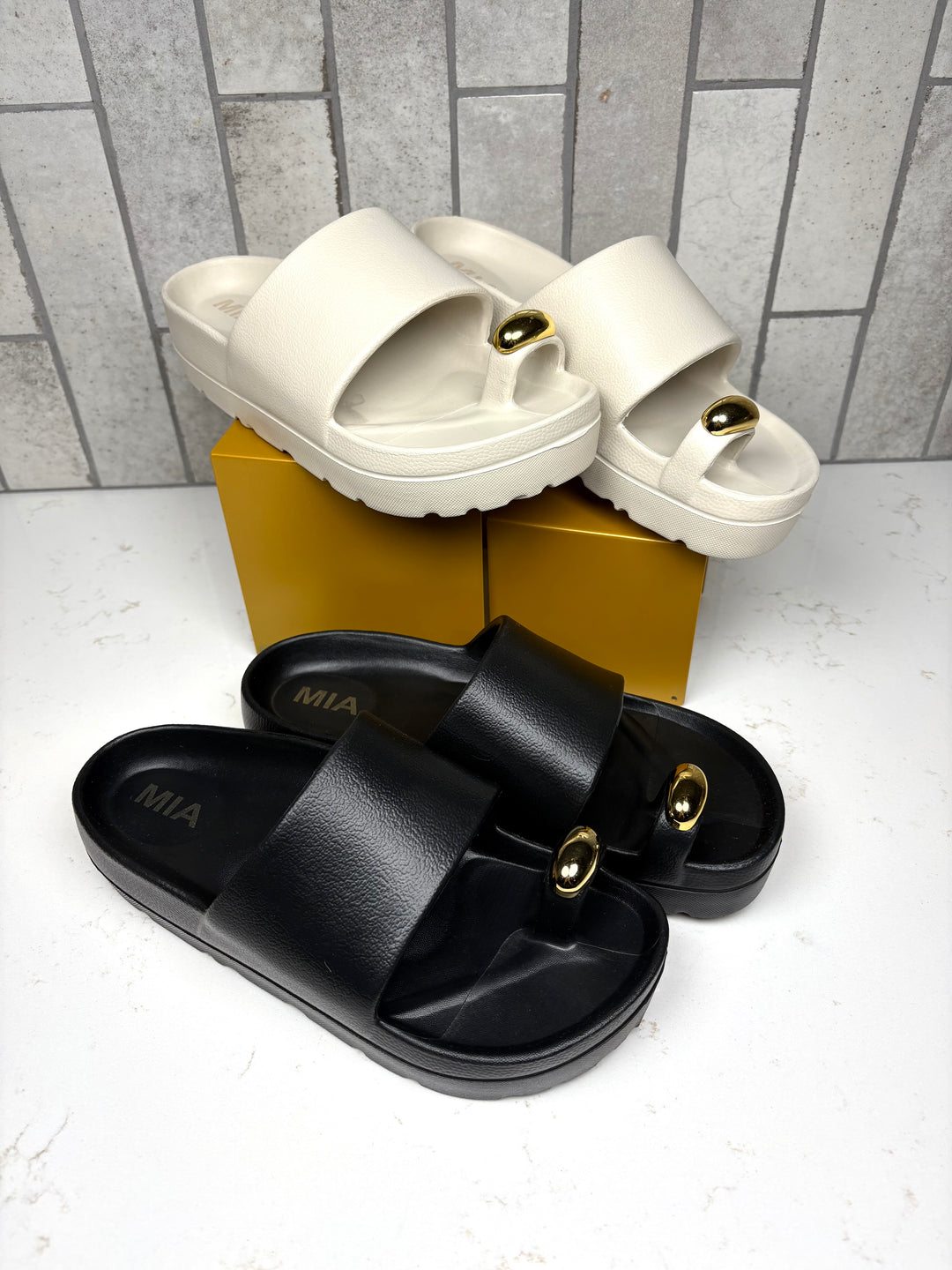 Sundae Sandal