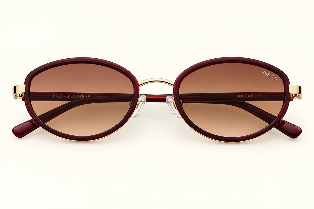 Front view of FREYRS Jordan women&
