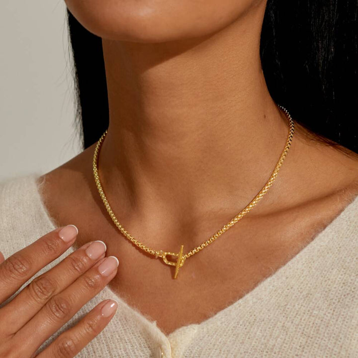 Evermore Oval T-Bar Necklace