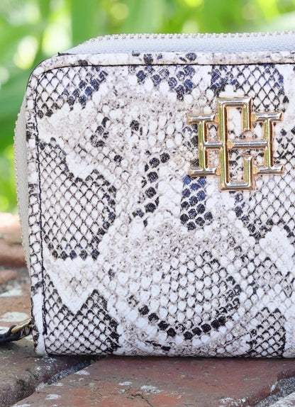 Nadine Zippered Wallet